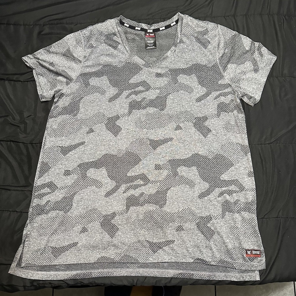 Tapout Shirt Mens Small Gray Camo Camouflage MMA Boxing Pro Wrestling WWE‎